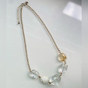 VTG Faceted Acrylic Lucite Gemstone & MOP Gold Tone Necklace with Elegant Design